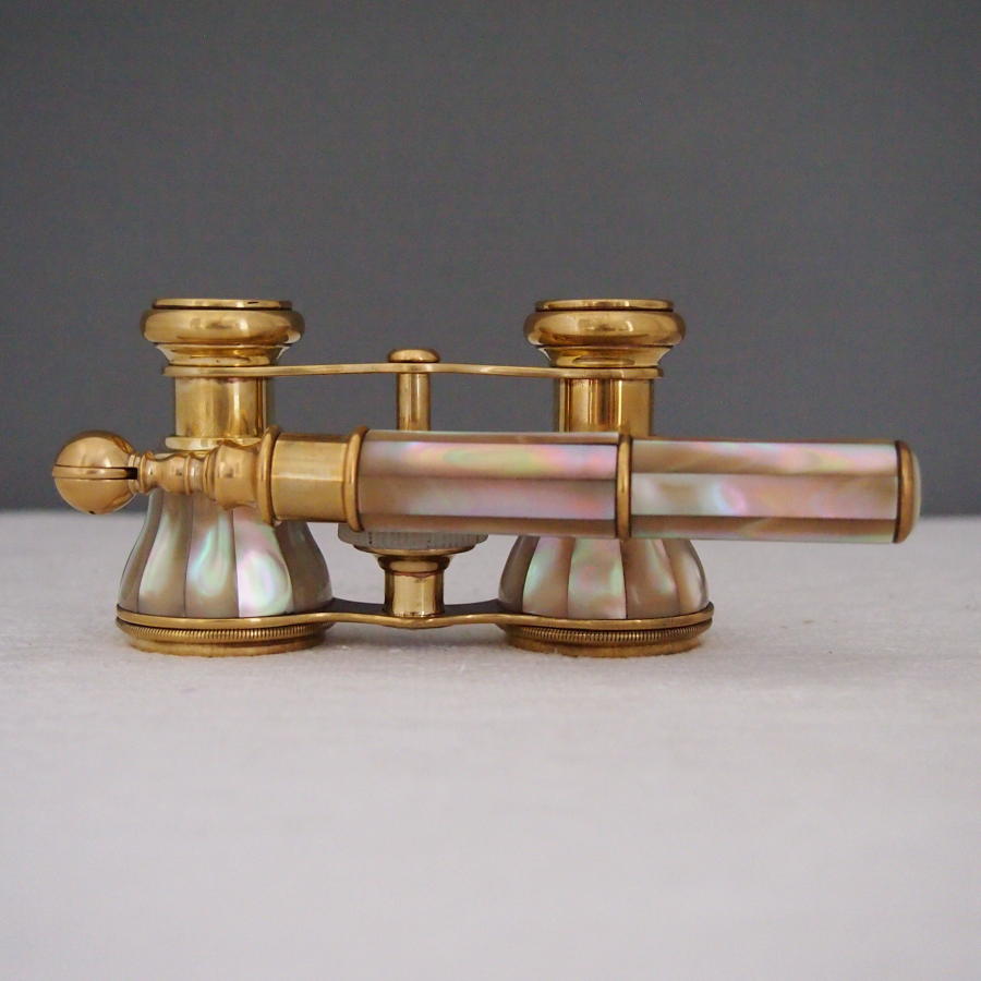 Opera Glasses mother of pearl c 1920