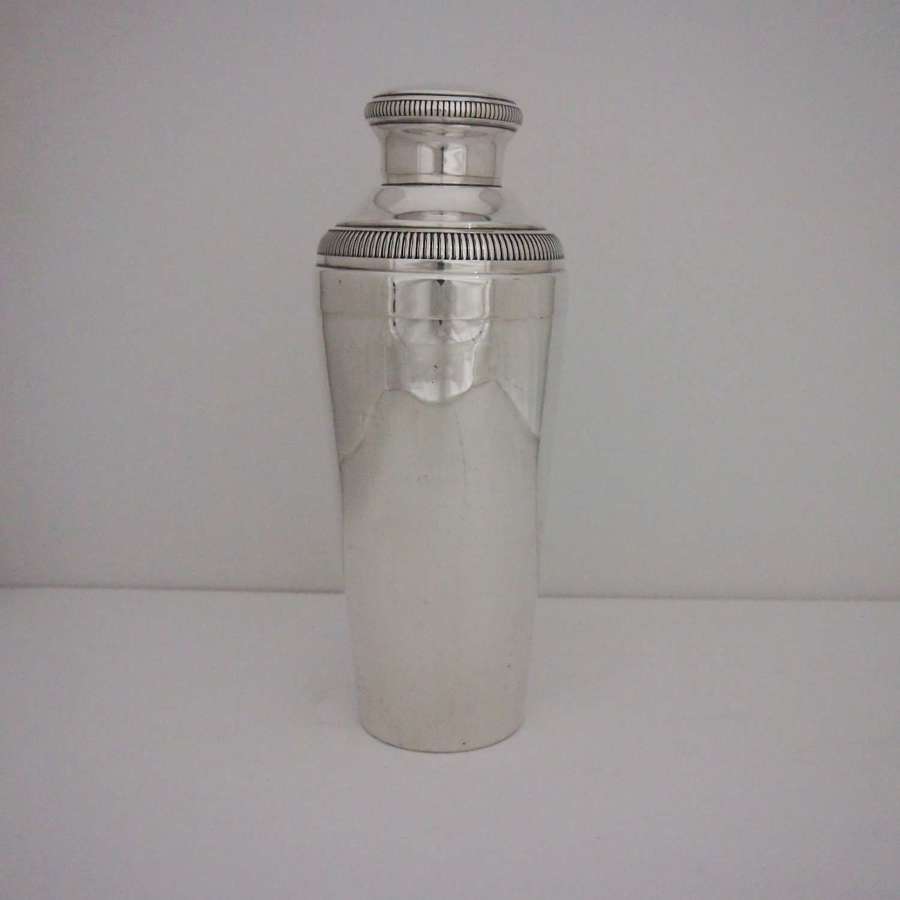 Vintage Extra Tall Silver Plate Cocktail Shaker W8696